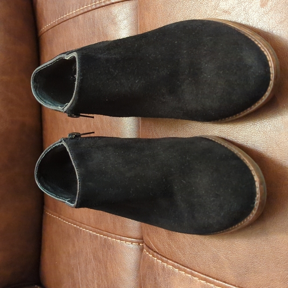 Lucky Brand Black Suede Ankle Booties - Picture 1 of 7